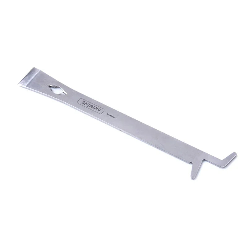 Tool with Short Hooks