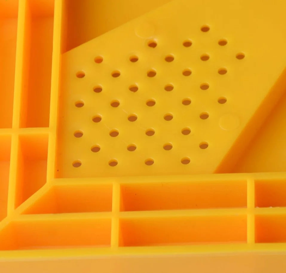 Multifunctional Beehive Escape Board