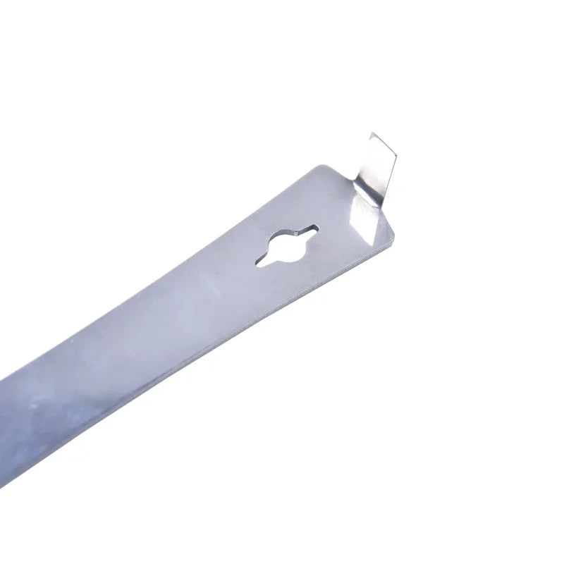 Tool with Short Hooks