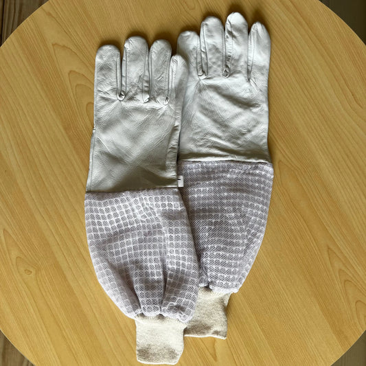 Short Sleeves Vented Gloves