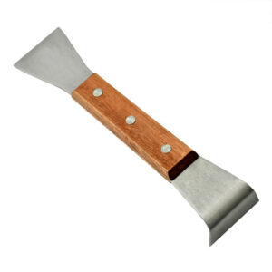 Tool with wooden handle, short